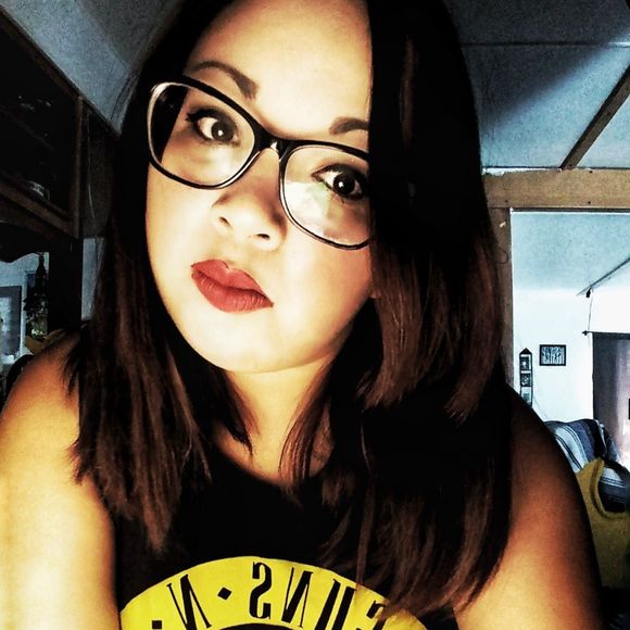 Meet your Posher, Alora - Picture 1 of 1